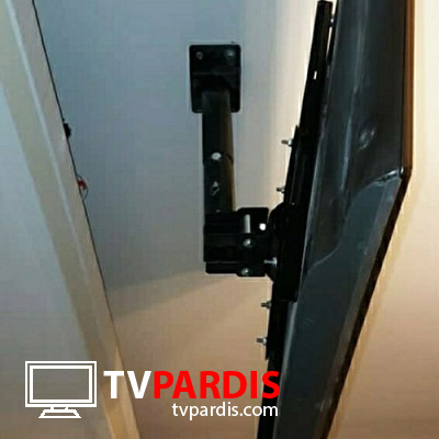 نصب سقفی تلویزیون