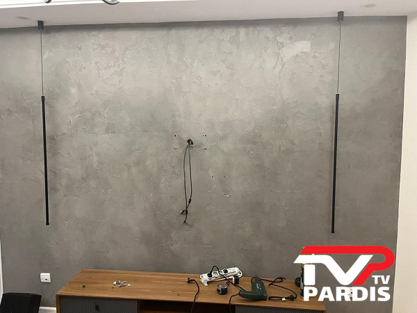 نور پشت تلویزیون یا امبیلایت چیست ؟ (Ambilight TV)